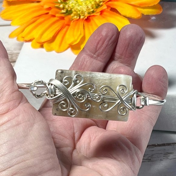Laguna Lace Calcite Bangle Bracelet Cuff Handmade Silver Plated Wire Wrapped New - Picture 3 of 8